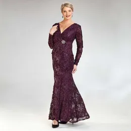 Grape Mermaid Lace Mother of the Bride Dresses V Neck Sequined Long Sleeves Wedding Guest Dress Floor Length Plus Size Formal Gowns