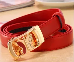 Fashion-New Leather Belt Kvinnors Läder Fashion Casual Love Buckle Pure CowHand Läder Koreanska Kvinnor Automatiska Spänne Bälte