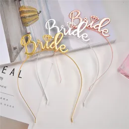 Bröllopshår Guld Brud att vara brudtärna Bridal Shower Party Rhinestone Tiara Crown Bachelorette Party Favor YQ01944