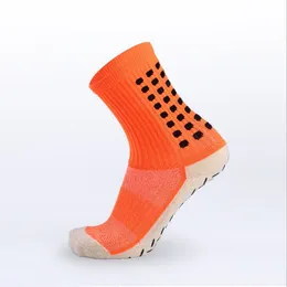 Court Sport Chaussettes De Mode Mâle Drôle En Plein Air Chaussette Hommes À La Mode Drôle Heureux Chaussettes Pour Cadeau Livraison Gratuite