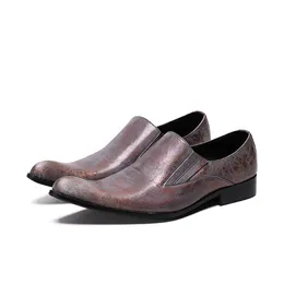 Purpurowe Retro Mężczyźni Sukienka Buty Skórzane Moda Buty Ślubne Mężczyźni Slip On Wiosna Jesień Męskie Szpiczaste Nedyczne Buty New Arrival