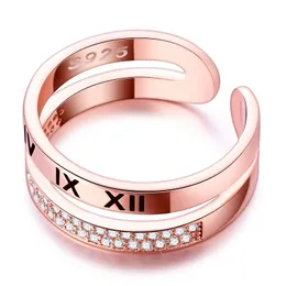 18kgf Rose Gold Fylld Roman Brev Finger Ring Zircon Micro Pave för kvinnors årsdag