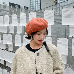 Partihandel-New Wild Plaid Wool Ladies Beret Höst och Vinter Varm Student Målare Hatt Japansk Retro British Pumpkin Hat