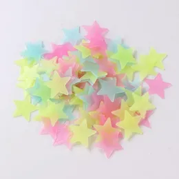 4 Color 3cm Star Wall Stickers Stereo Plastic Luminous Fluorescent Paster Glowing In The Dark Decals For Baby Room LX8643