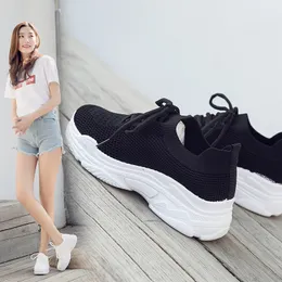 Sıcak Satış-Spor ayakkabılar Beyaz Hindistancevizi Ayakkabı Kadın Kadın Versiyonu Harajuku Nefes Elastik Çorap Vahşi Spor Ayakkabı Hafif Spor