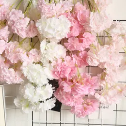 家の装飾の結婚式の背景の装飾的な偽の花のための4個/ロット大人の人工桜の花のdiyシルクの花の壁