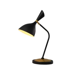 Nordic Postmodern Minimalist Creative Bedroom Bedside Table Lampa Vertikal Studie Desk Eye Protection Switch LED-lampa
