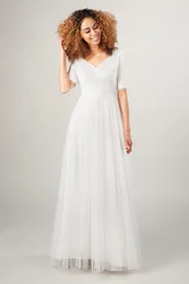 2019 A-line Ruched Tulle Modest Wedding Dress With Half Sleeves V Neck Floor Length Country Western Women Modest Bridal Gown Sleeved