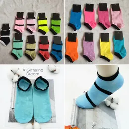 Pink Black Colors Ankle Socks Girls Women mode fritid Sport Socks Cotton Outdoor Cheerleading Stockings Multicolor With Taggar