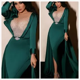 2020 Aso Aso Ebi Grön Beaded Sequins Evening Dresses Mermaid Satin Prom Klänningar Sheer Neck Formell Party Andra receptionen Gäster ZJ2554