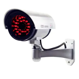 Solar Simulação motorizado câmera de segurança CCTV Câmera Dome ao ar livre com 30 LED Night Light