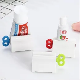 Manual toothpaste extruder household toothpaste squeeze holder bathroom cleanser extruder