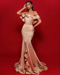 2020 Arabski ASO EBI Szampan Sexy Tanie Suknie Wieczorowe Syrenki Bez Ramiączek Prom Dresses Satin Formal Party Drugi Reception Gowns ZJ305