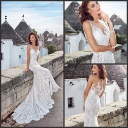 2020 New Beach Syrenki Suknie Ślubne Sheer Neck White Wedding Suknie Ślubne Abiti Da Sposa Lace Appliqued Button Powrót Suknia Ślubna Plus