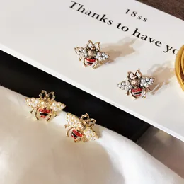 Vintage Bee Stud Earring Women Pearl Rhinestone Insect Bee Earring Gold Bronze Fashon Jewelry for Gift Party