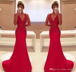 2019 Longue Rouge Sirène Col En V Robe De Bal En Dentelle Appliques Vacances Formelles Porter Graduation Soirée Pageant Robe Sur Mesure Plus La Taille