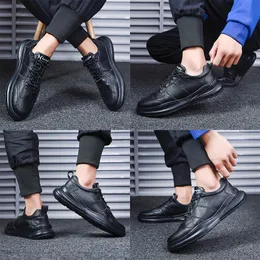 Running Lightweight Fashion S nuovo designerClassic Triple Black Mens Trainers White Grey Women Designer Sneakers Walking Hiking Walking Outdoor Casual neakers602