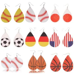 Sport PU Läder Örhängen Vintage Baseball Amerika Tyska National Flag Football Earring United States Flag Flamingo Fotboll Basket DC2