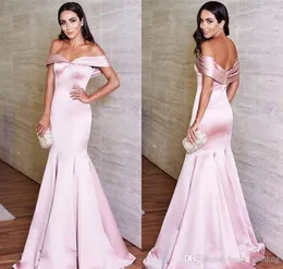 2019 Arabisch Dubai Sexy rückenfreies Abendkleid Off-the-Shoulder-Promi Formal Holiday Wear Prom Party Kleid Nach Maß Plus Size