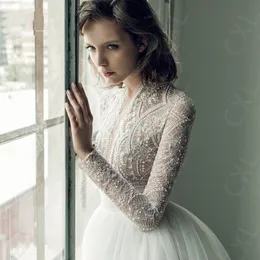 Abiti da sposa in pizzo modesto 2020 Abiti da sposa da sposa con maniche lunghe in tulle con applicazioni di perline e strascico