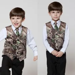 2019 Camo Boy's Formal Wear Camouflage Prawdziwe drzewo Kamizelka Tanie Kamizelki Sprzedaż Na Wedding Kids Boy Formalne zużycie