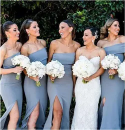 Onur törenlerinde tozlu Mavi Ucuz Gelinlik Modelleri Uzun Straplez Saten Yüksek Yan Bölünmüş Kılıf Country Style Wedding Guest Elbise Hizmetçi