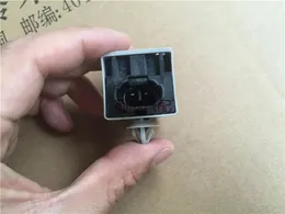 かな出品 Fuel Injector 8982843930 095000-0660 For Hitachi ZX200-3