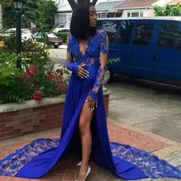 2019 Special Occasions Prom Dresses Long Sexy V Neck Illusion Bodice Side Spit A-line Lace Hemmed Sheer Long Sleeve Royal Blue Evening Gowns