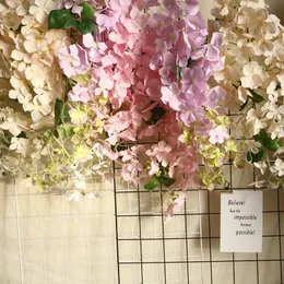 6ピースの造花105cmの長いシルクアジサイぶら下がっている農家の装飾の花の壁の結婚式の背景デコロイオンの偽の花ガーランド