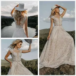 Vintage 2020 Beach Lace Boho En linje Bröllopsklänning Elegant Tulle Appliques Kortärmad Böhmen Bridal Gowns Vestido de Noiva