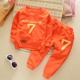 Tuta da neonato primaverile per bambini Pantaloni a maniche lunghe da 2 pezzi Abbigliamento per bambini Set per neonati Tute sportive