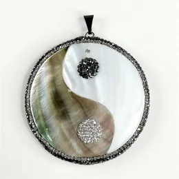 Yin Yang Wisiorek Natural Black and White Handmade Metal Crystal Pave Sea Shell Wisiorki 5 sztuk