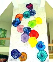 Projektowanie kwiat ręcznie dmuchane szkło wiszące płyty ścienne dekoracyjne sztuki kinkiet ścienny Włoski design dmuchane szklane płyty do ściany dekoracyjne