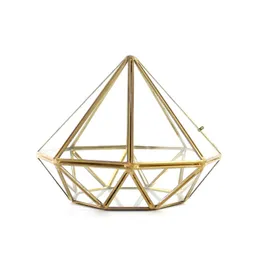ゴージャスなダイヤモンド形状のガラステラリウムポットモダンな幾何学的なブラスジューシープランターミニチュア温室クリエイティブメタルワイヤーフラワー花瓶
