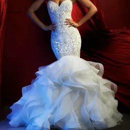 Gorgeous Mermaid Beading Wedding Dresses Crystal Appliqued Sweetheart Neck Tiered Kjolar Brudklänningar Anpassad Made Robe de Mariée