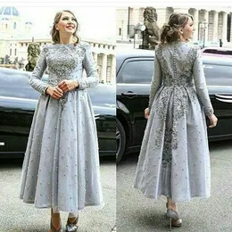 2023 Nya Arabia Long Evening Dresses spetsar Applicerade långa ärmar med utsökta broderier Dubai Party Dresses Middle East Style 627