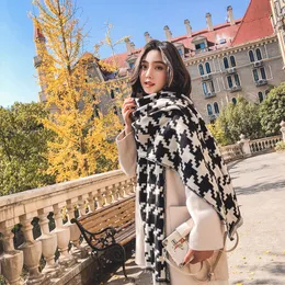 Wholesale-Fashion classic black and white houndstooth double-faced cashmere hair ladies scarf thick warm shawl bib