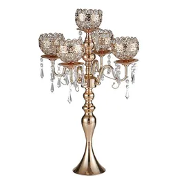 Wysokie 5-ramienne metalowe świeczniki w kolorze różowego złota z zawieszkami romantyczny stół weselny świecznik Home Decoration
