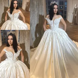 Vintage Satin Bröllopsklänningar Lace Appliques Beaded A Line Bridal Gowns Saudiarabien Ball Gown Sweep Train Wedding Vestidos
