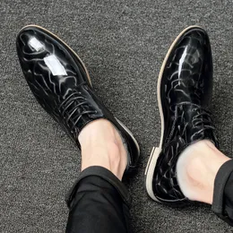 glossy footwear wholesale