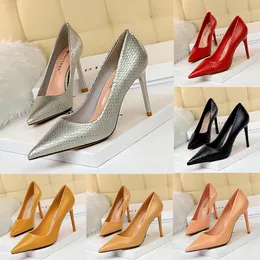 siti di scarpe americani