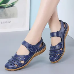 sandales fermees femme