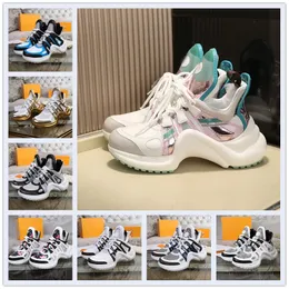 des belles chaussures pour femme