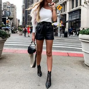 パンツ BOHEMIAN SEOUL MOTORCYCLE LEATHER SHORTS BOHEMIAN SEOUL] MOTORCYCLE LEATHER SHORTS, BLACK 正規品 韓国