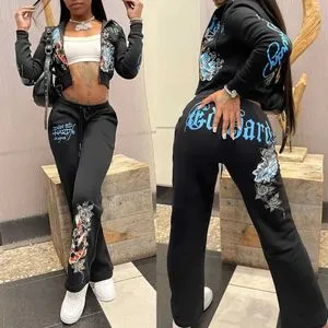 Vaquish 2 セットhoddie and joggers Vaquish 2 セットhoddie and