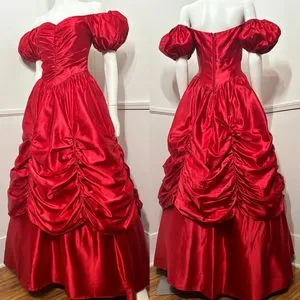 80s red prom dress Vintage 80s Queen of Hearts Red Cupcake Tulle Holiday Ball Gown Prom Dress  XS/S