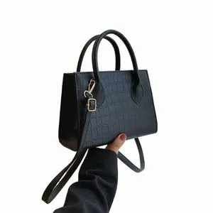 DHgate.com:Chic Square Crossbody Bag for Women - Mini Top
