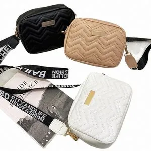 ショルダーバッグ・ポシェット Women's CKJ Knotted Mini Bag Black 4K3004G UB1 DHgate.com:Chic Quilted Crossbody Bag - Small Black Shoulder
