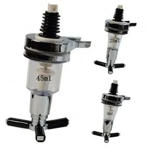 My Bar Shot Station Dispenser, wandmontage sterke drankdispenser, drankdispenser voor alcohol, elektrische wijndispenser 3 modi wijndispenser met 2 magnetische kopjes, 540 ml kleine drankdispenser