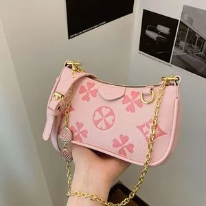 Smyeon Chain compact pouch bag ピンク Smyeon ショルダーバッグ バッグ Chain compact pouch bag